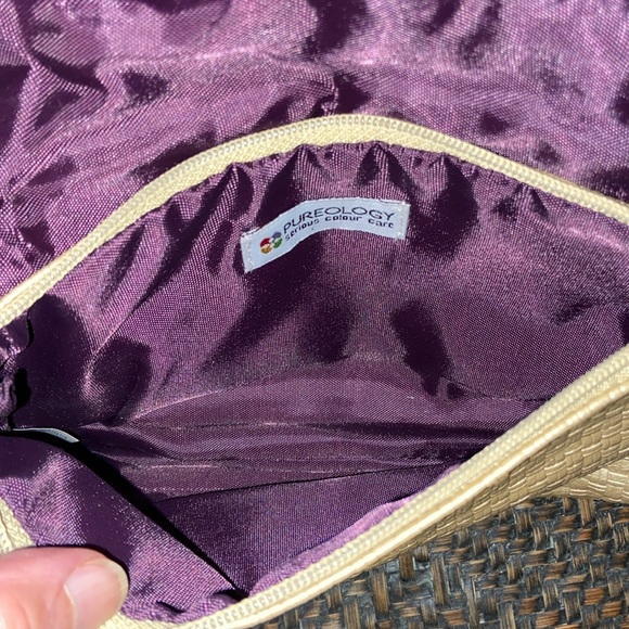 Gold Clutch with Credit Card Holder - Picture 4 of 9